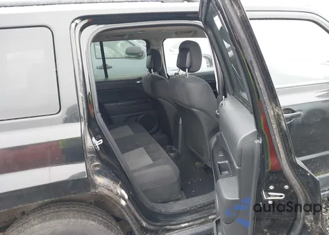 2012 Jeep Patriot Latitude z USA, uszkodzony, nr VIN 1C4NJRFBXCD540050